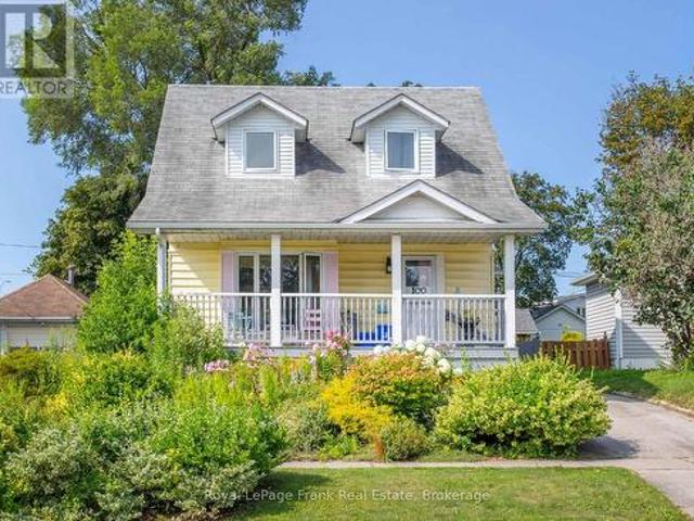 100 Admiral Road, Ajax South East, ON, L1S 2P1 house for sale | Listing ID E13631 | Royal LePage