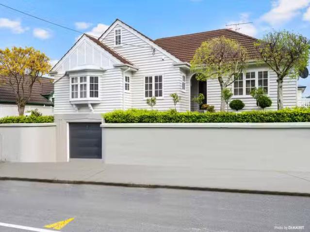 100 Brougham Street, Mount Victoria, Wellington City For Sale