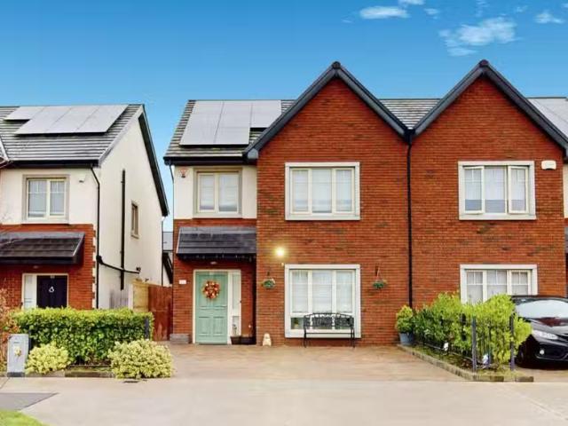 100 Dun Eimear, Bettystown, Co. Meath, A92E86N is for sale