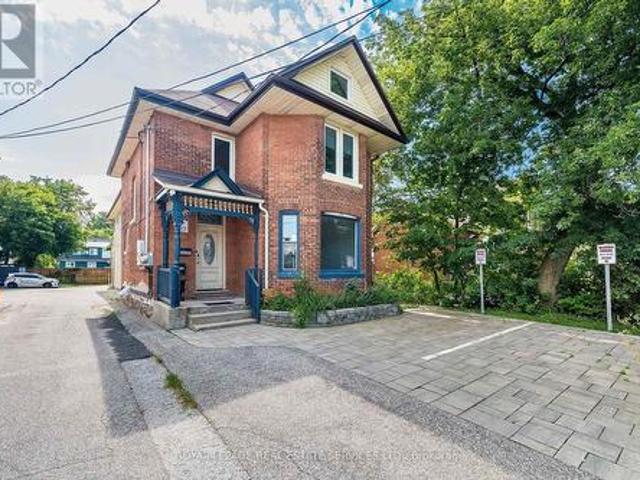 100 Essa Road, Barrie, ON, L4N 3K7 commercial for sale | Listing ID S13709 | Royal LePage