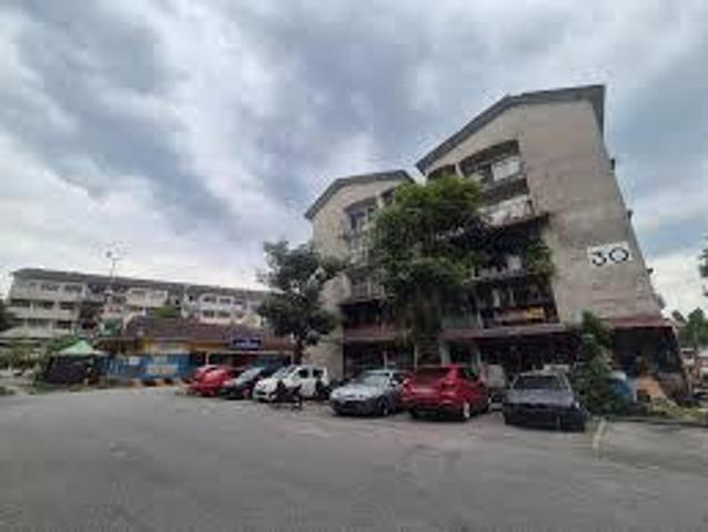 100 FULL LOAN3Q Flat Taman Sri Mudah 527sqft 0 DEPOSIT