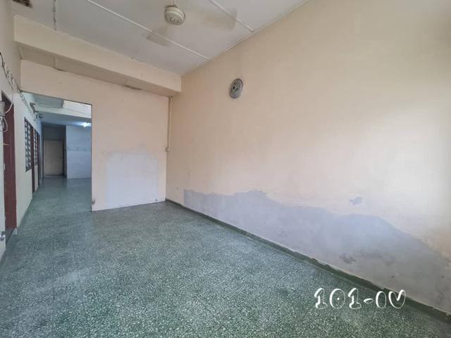 100 FULL LOAN FACING OPEN 1 Storey House Jalan Meru Klang