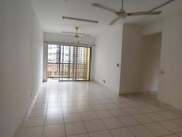 100 FULL LOAN GOOD CONDITION Seri Pinang Apartment Setia Alam
