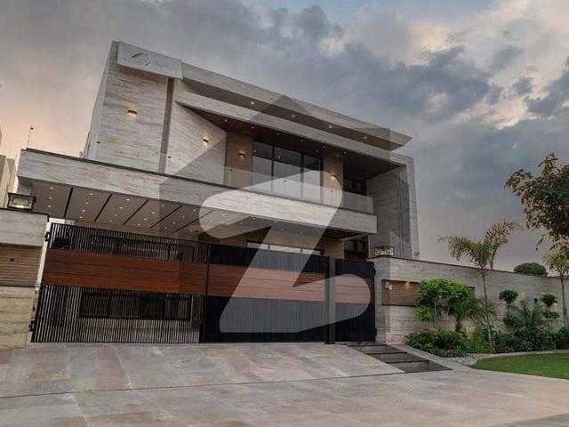 100% orignal kanal eye catching superb luxury bungalow for sale on top location