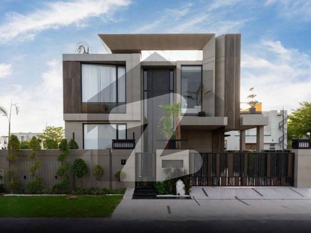 100% original ad 1 kanal top quality build luxuries & beautful modern design villa for sale |