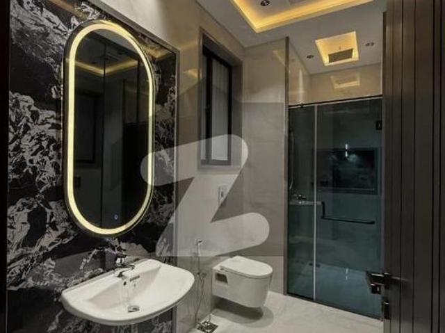 100% original add 01 kanal modern bungalow for sale near mcdonald's 70 ft road very reasonable price dha phase 7