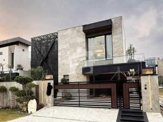 100 % Original Deal 1 Kanal Out Standing Top Quality Modern Designed Bungalow With Hot Location For Sale At Very Reasonable Price