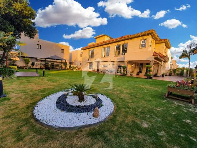 100 % Original Deal 1 Kanal House 1 Kanal Beautiful Designed By Fasil Rasool Lavish Most Beautiful Spanish House Available For Sale