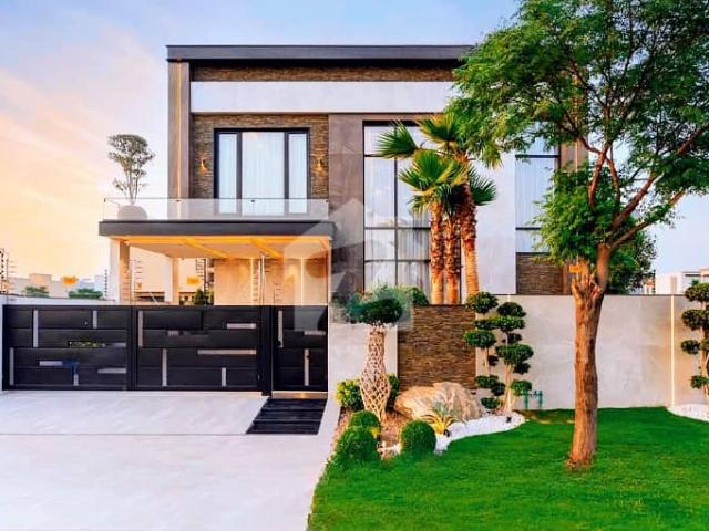 100% Original Deal | DHA Phase 7 | 1 Kanal Brand New Ultramodern Luxury Bungalow | Architect: Mazhar Munir | Holizin Home Furniture | Top Notch Construction | Imported Tiles Architect World & Mona Lisa | Hot Location Near RAYA