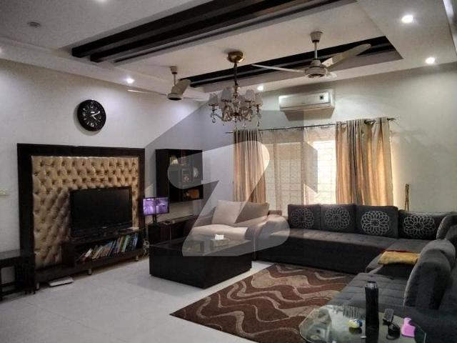 100% Original Images 01 Kanal Slightly Used Modern Design House For Rent In DHA Phase 3 Lahore
