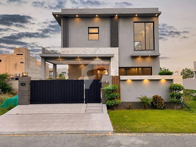 100% Original Pictures A Masterpiece Elegant 10 Marla House In DHA Phase 7