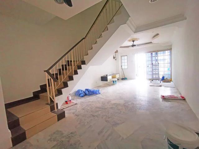 100 Loan cash back 3 Storey Carton House Taman Putri Jaya Cheras