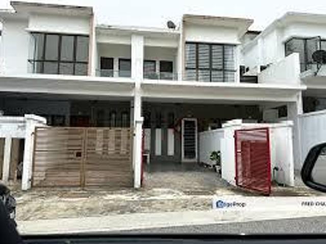 100 LOAN Cheras Damai Perdana Townhouse Ground Floor BELOW MARKET
