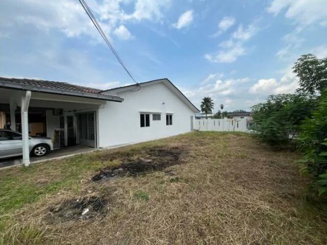 100 Loan Corner 1 Storey Taman bukit mewah 3400 sf kajang