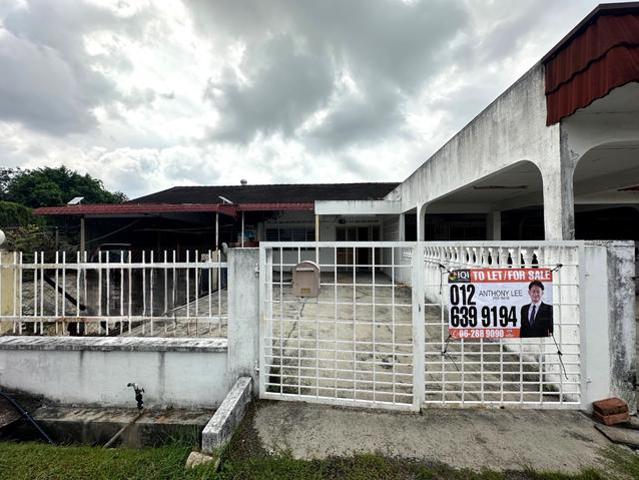 100 LOAN Freehold 1 Storey House Bukit Serindit Semabok Melaka Town