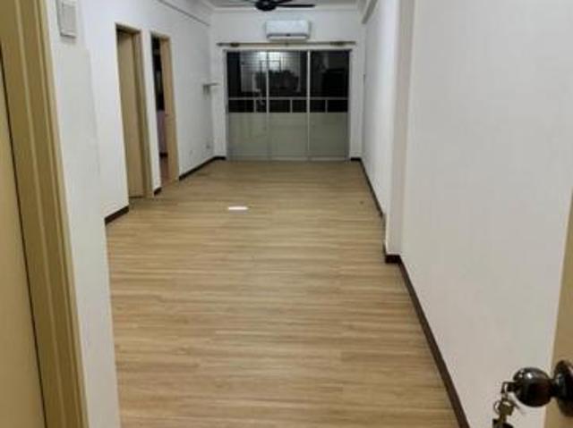 100 Loan Fully Reno 2 Car Park Elite Apartment Rumah Corner
