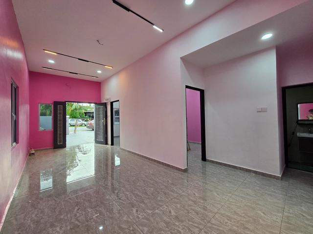 100 LOAN fully renovation 1 sty house near Taman Sri Andalas klang