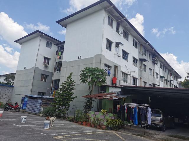 100 Loan Malihah Flat Matang Level 4