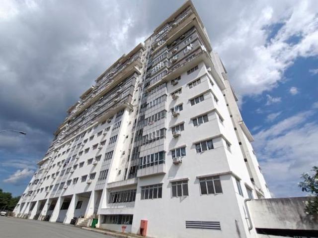 100 LoanC BackThe Residence 1 Tiara East Apartment Semenyih