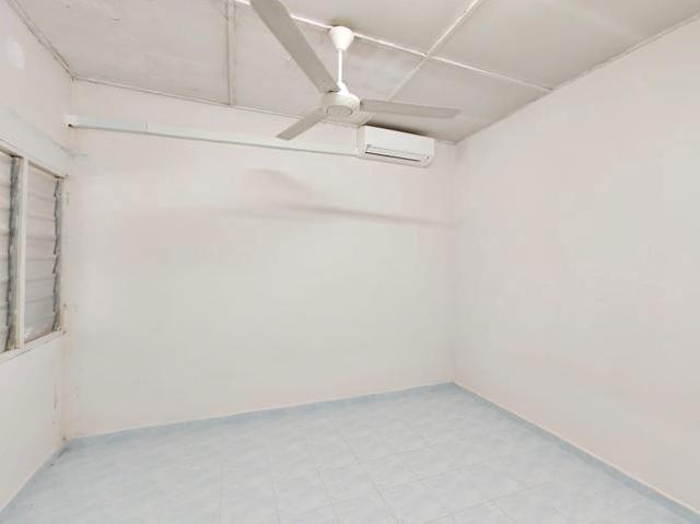 100 LOANFREEHOLDHOT LOCATION Taman Angsamas Kos Rendah