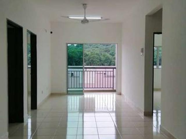 100 LOANSuria Mewah Residensi 4b2b 1050sqft Freehold Semenyih
