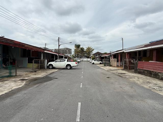 100 LON Rpr Batu Kawa Single Storey Terrace Corner