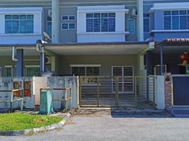 100 LON Taman Melaban Dua Tingkat Teres Di Belakang McDonald