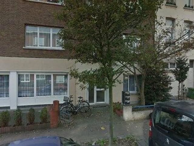 100 m2 apartment for rent in Antwerp Merksem