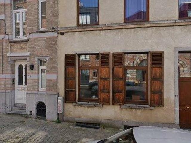 100 m2 apartment for rent in Stad Brussel