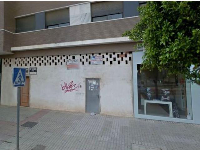 100 m2 DE LOCAL COMERCIAL CENTRICO