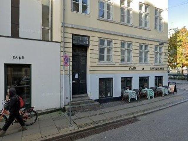 100 m2 office space, clinic for rent in Copenhagen K