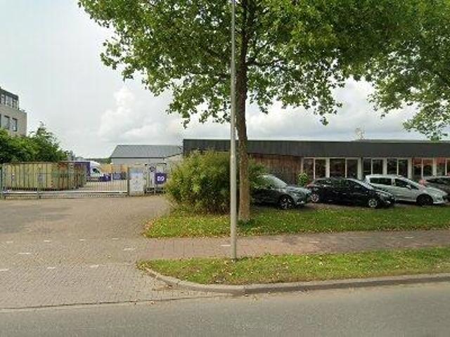 100 m2 office space for rent in Noordoostpolder