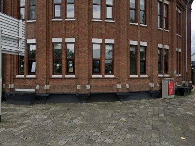 100 m2 office space for rent in The Hague Laak