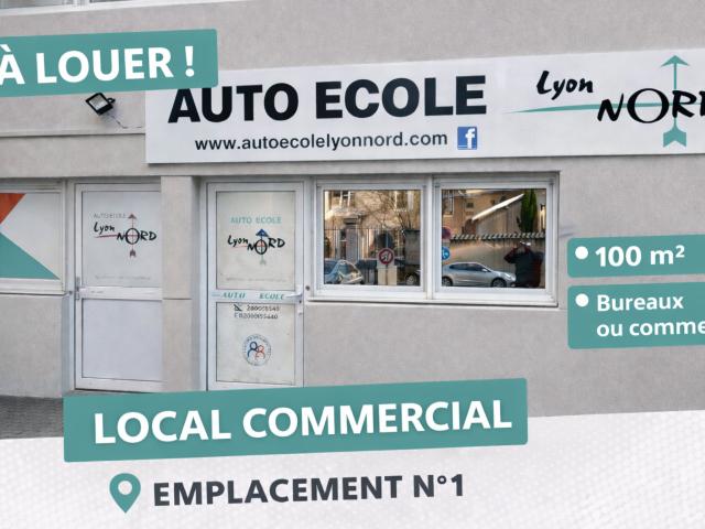 100 m2 local commercial Neuville sur Saône avenue Burdeau stationnement