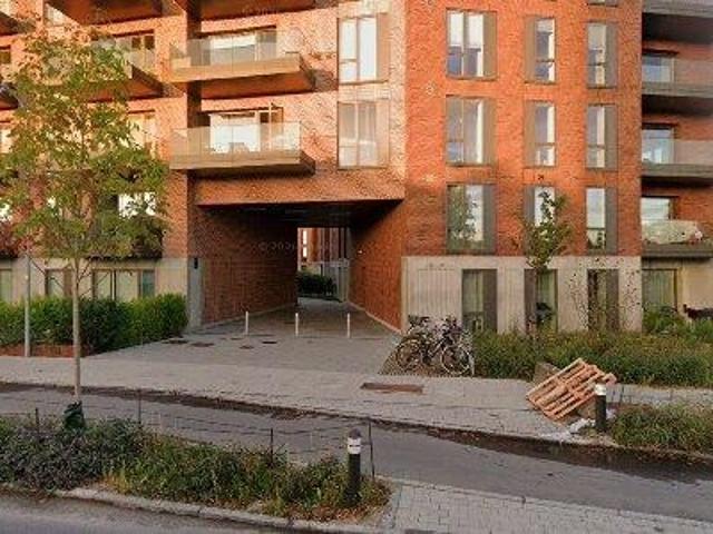 100 m2 lejlighed for rent i Brøndby