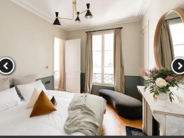 100 m² apartment 2 bedrooms Place de la Madeleine, Paris Amsterdam Apartments for Rent