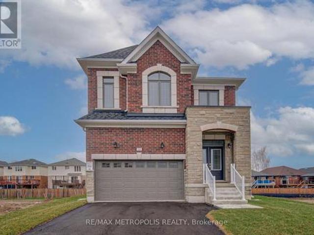 100 Moss Drive, Cambridge, ON, N1T 0H1 house for sale | Listing ID X13635 | Royal LePage