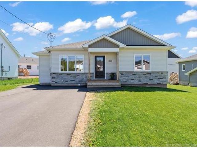 100 Macintosh Blvd, Moncton, NB, E1K 0A1 house for sale | Listing ID NB141547 | Royal LePage