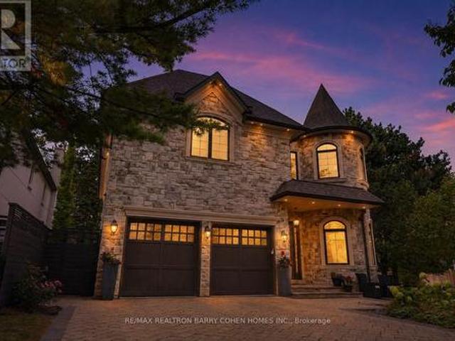 100 Munro Boulevard, Toronto, ON, M2P 1C4 house for sale | Listing ID C13673 | Royal LePage