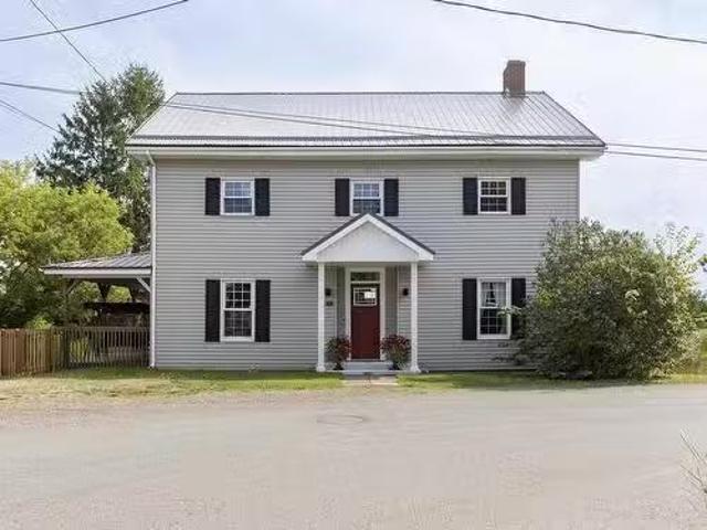 100 Spring Street, Parrsboro, NS, B0M 1S0 house for sale Li.
