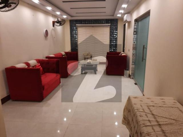 100 Sqyd BANGLOW Available For Sale DHA Phase 8