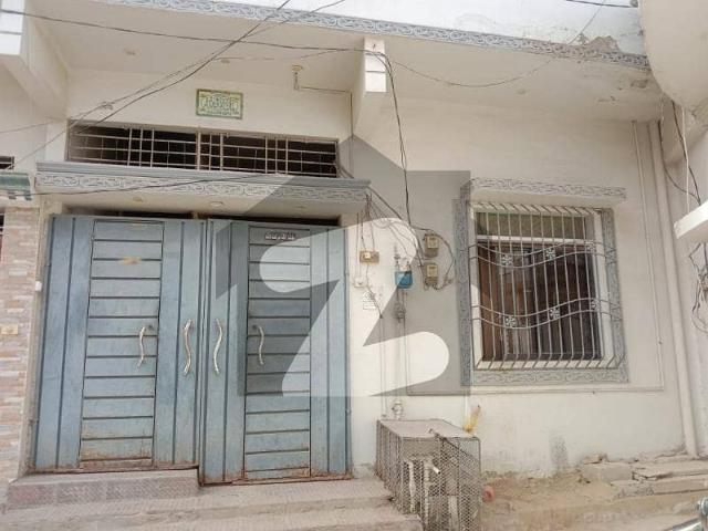 100 sqyd park facing house for sale