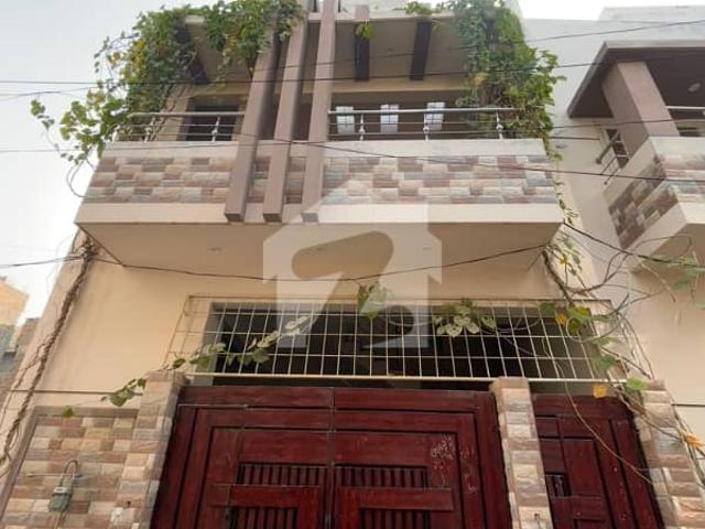 100 Sq. Yard Double Storey 6 Room Bungalow for Sale in New Memon Society