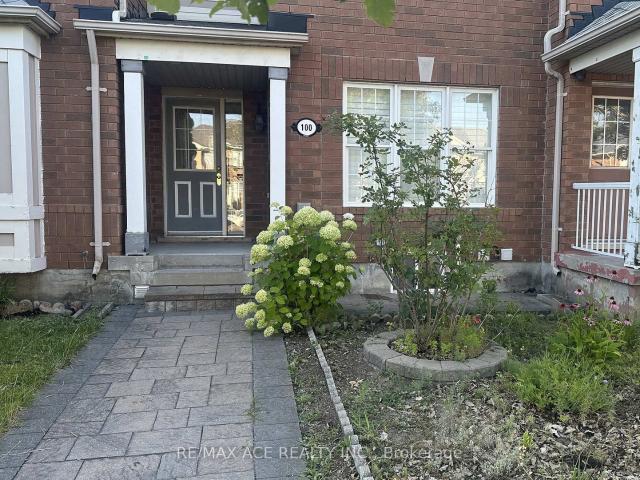 100 Staines Road, Scarborough | 3Beds/2Bath, Townhouse, $2,800/mo | Condos. Ca