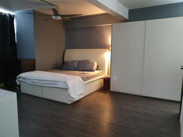 100 WHAMPOA DRIVE