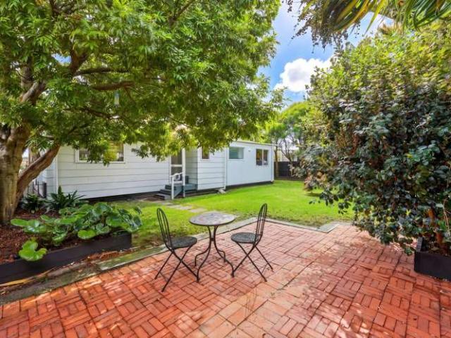 100 Torkar Road, Clarks Beach, Franklin