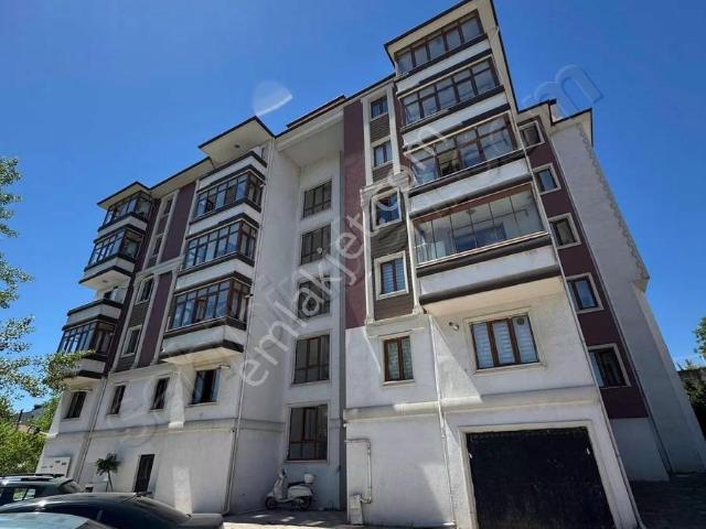 100 Yıl Mah White Towers'da Asansörlü 1+1 Satılık Daire