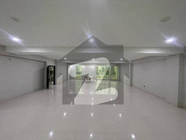 100 Yard Office Floor Available For Rent