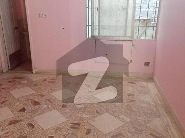 100 Yards Beautiful Portion Available for Rent 2 bedroom Attached with Bathroom Drawing Roomrearest Maskan Chowrangi Family Visit Roshan Associates Maskan Chowrangi