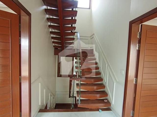 100 Yards Bungalow For Rent With Basement